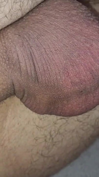 Velký penis v zadku Twinka, naplněný horkým spermatem až do koulí
