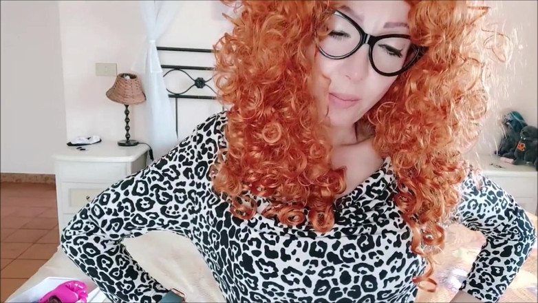 savannahamatoriale: Ibu tiri menemukan kotak rahasiamu