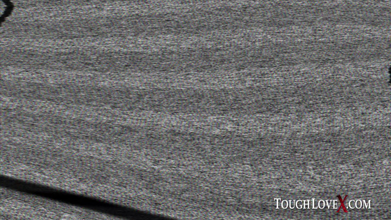 ToughLoveX: Vicki Chase - 3. koło