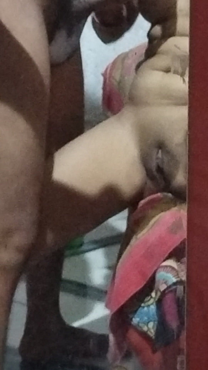 Robbie Deyo: Vợ Ấn Độ bị hàng xóm đụ