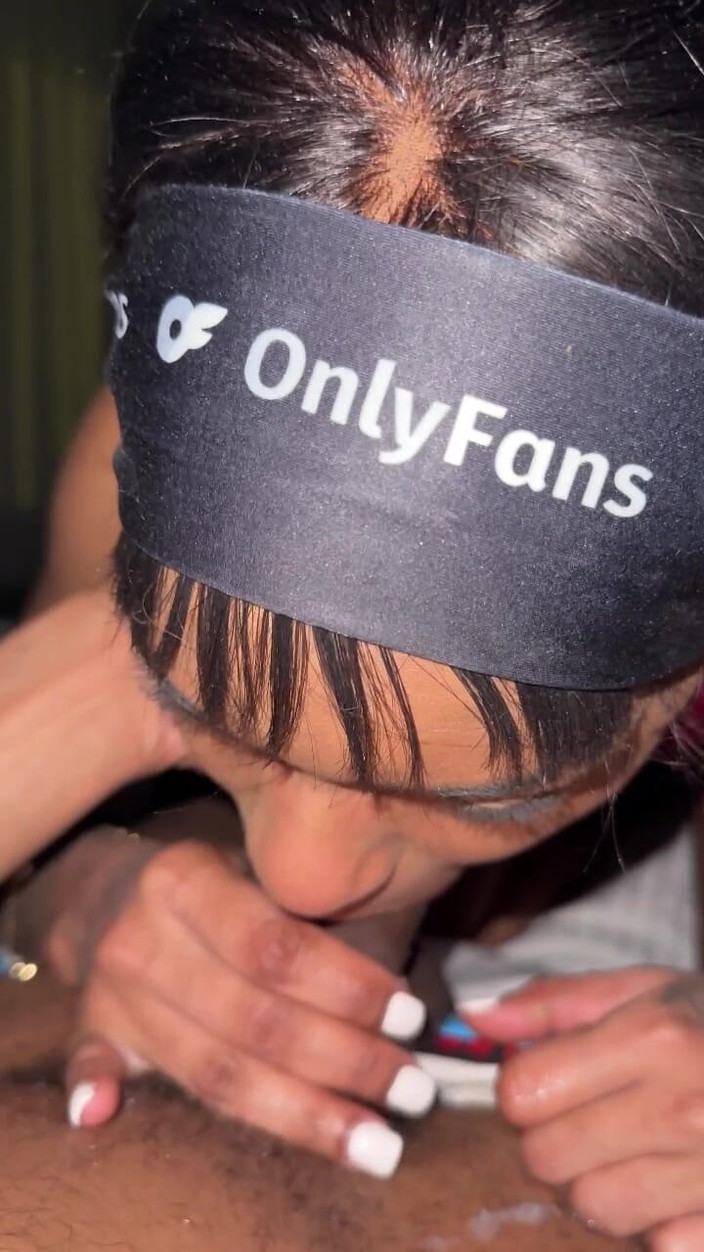 Kimmy Charms: anală