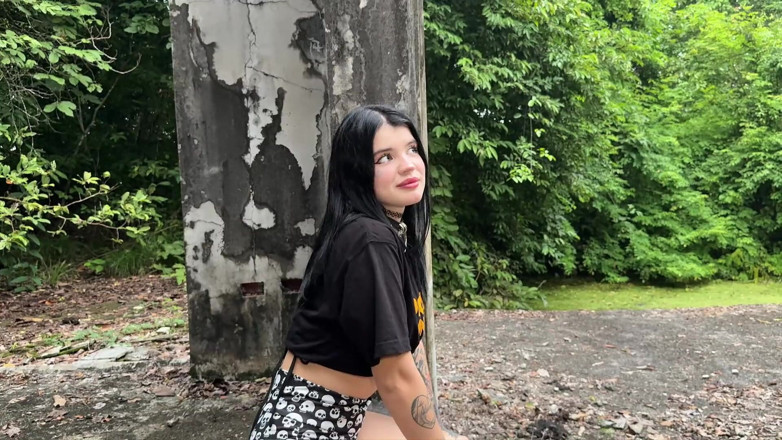 SkinLovers: Một buổi hẹn hò với Altgirl kết thúc bằng màn...