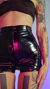 Pantaloncini in lattice