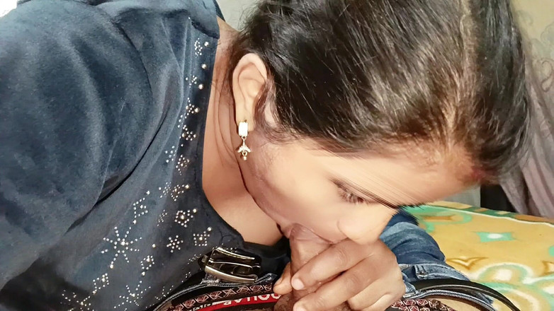 Sexy_girl_nehu: Indiancă desi bhabhi cu futai în pizdă strâmtă cu gemete hindi...