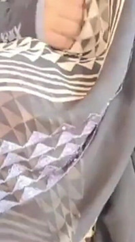 Ki chudai si tante seksi dengan celana dalam pink lagi asik muasin memeknya pakai kain sperma