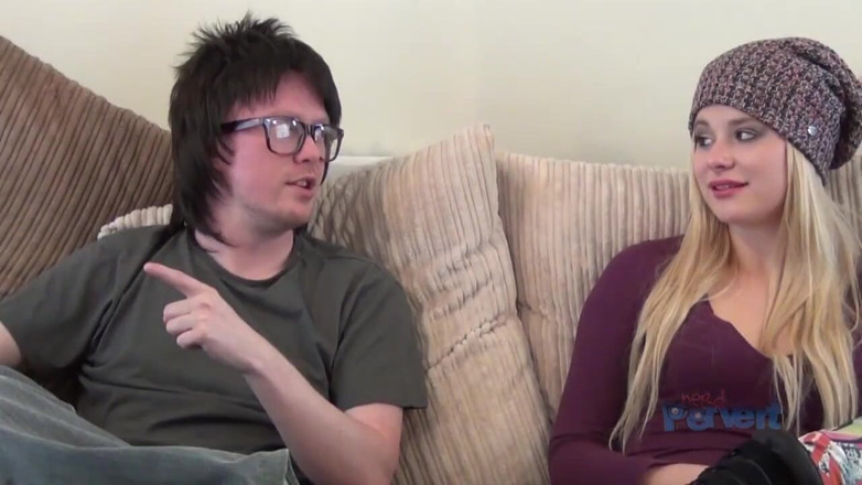 Nerd Pervert: Charlyse Angel - International Con