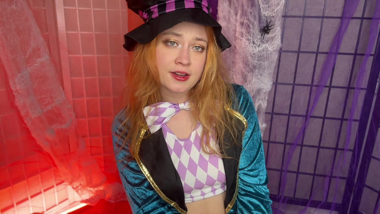 Sheryl X Sinclair: Pov lo stupido schiavo deve leccare le scarpe di pazzi...