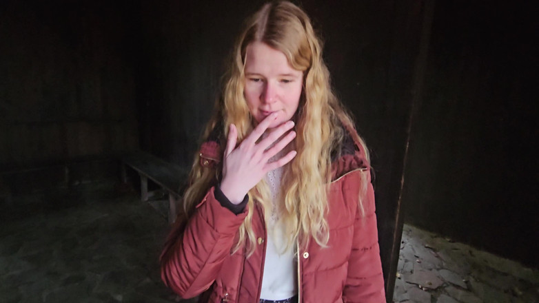 Bikergirl_97: Outdoor Fick Am Keltenwall Mit Cumshot