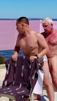 Stepdaddy Patrick & Peachy Bottom
