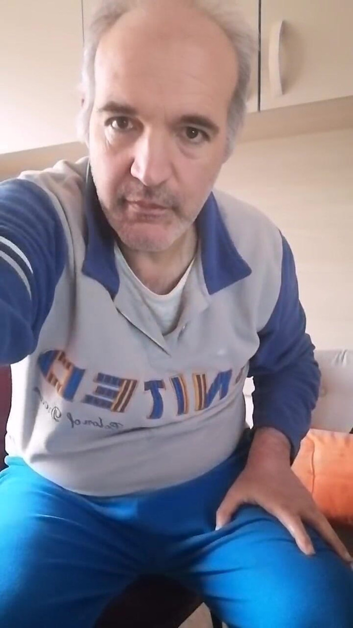 Setesesso7: Gran corrida para mi mejor amigo y para terminar meando...