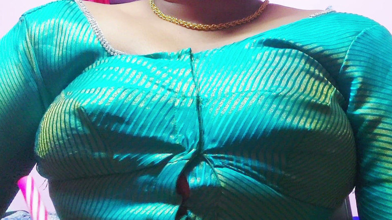 Desi Mohini: Ateşli seksi desi öğretmen, seks videosu