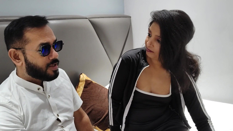 Anjalisingh_sexy: A Man Called His Secretary in His Room and Fucked,...