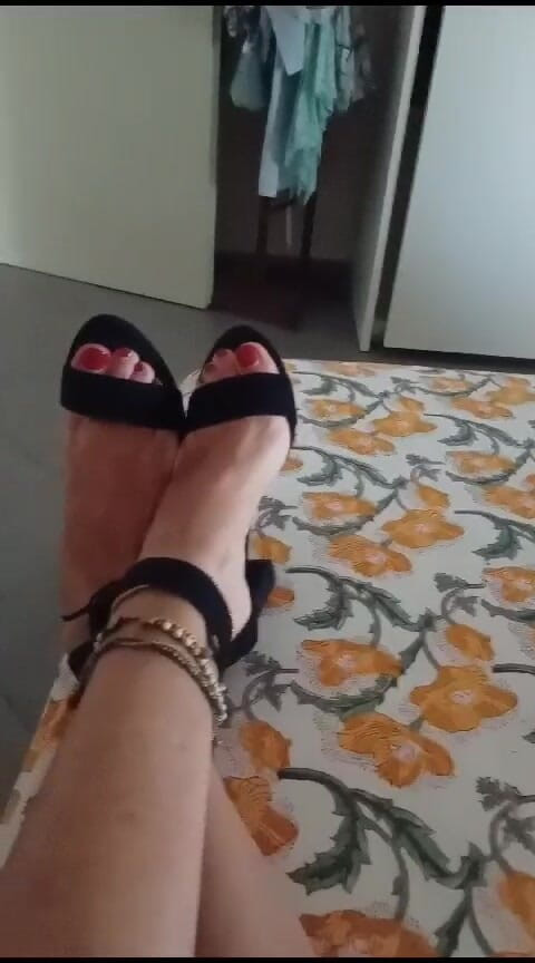 Reginalovefeet: Regina爱脚