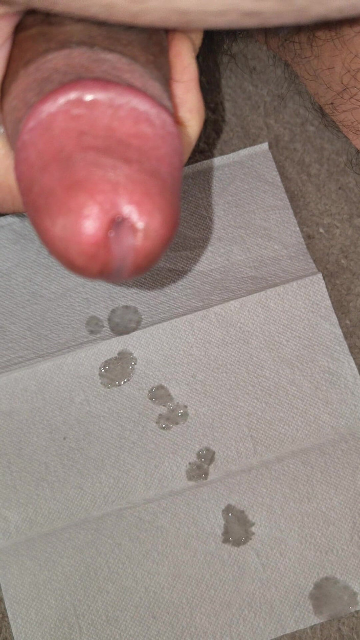 Danilol: Branlette Avec Une Grosse Éjac