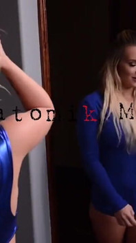 Dusch sex Cali Carter Bailey Brooke