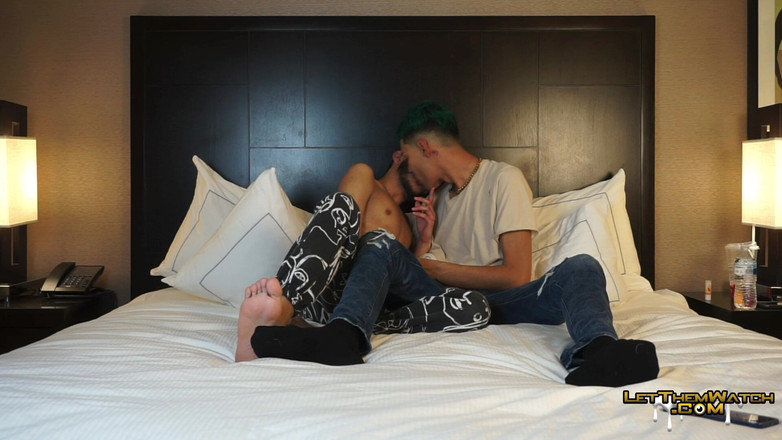 Let them watch: Xl Хуище Трахает Задницу Твинка Без Презерватива С Монстром, Необрезанный Анал