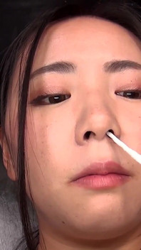 Fetish hidung: Icicle rumit seperti menitis hidung Honoka