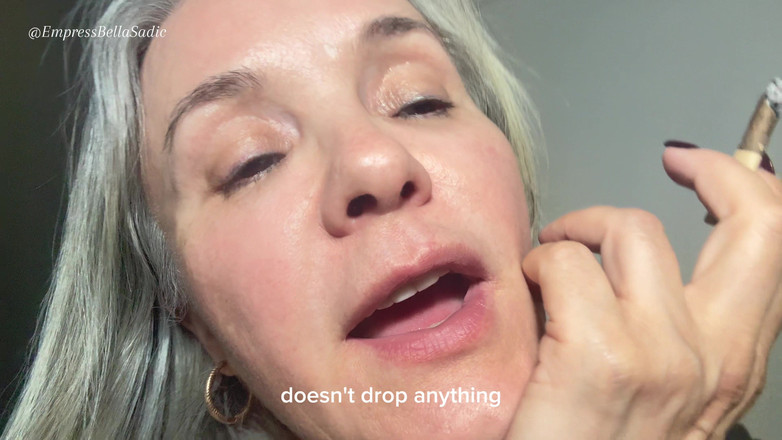 Empress Bella Sadic: Imperatrizbellasadica använder dig som ett mänskligt askfat