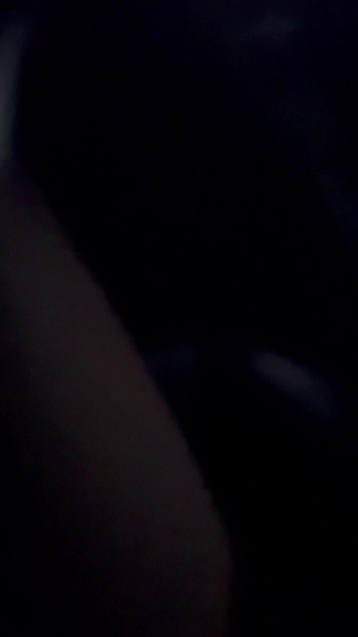 Quan Vietnam 18: Young Boy Jerk and Cum in Car at Public Park...