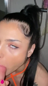 STŘÍKACÍ ANÁLNÍ OTROKYNĚ DĚVKA CHCE TVÉ SPERMA