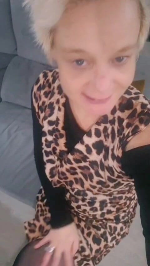 Sofy13: Chcę dużego kutasa