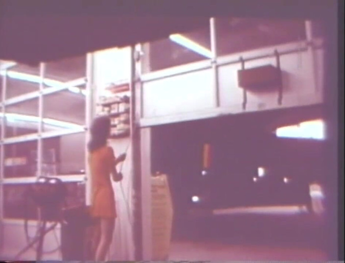 Vintage Usa: Wild sex for a hot vintage couple