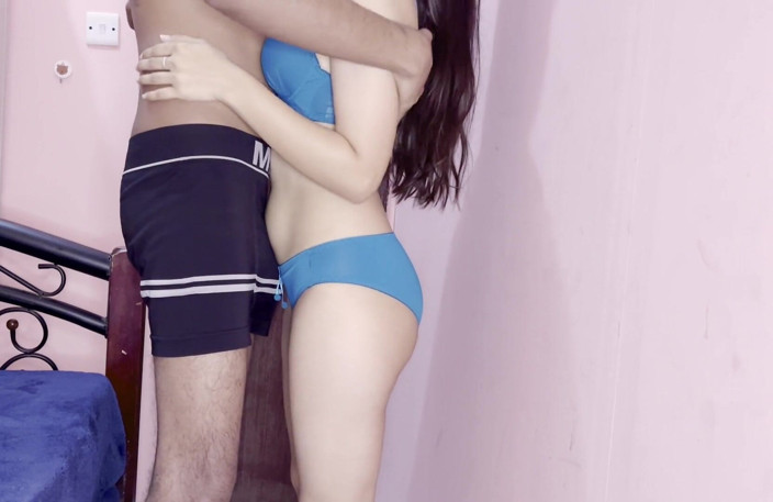 Horny Couple: Tremendus fickte Simran Bhabhi, indem sie gut gemacht wurde