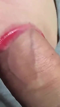 L’amie de ma copine a pris ma bite au fond de sa gorge