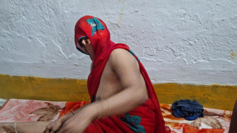 Busty Banuu: Грудаста збуджена невістка трахається зі зведеним братом