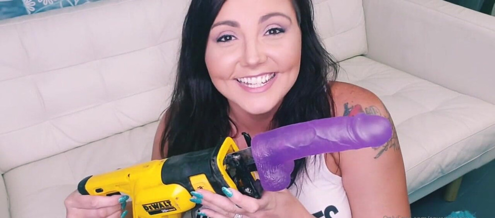 CoyWilder: Sawzall Fuck Machine Video 1 ze 2! Záběr zblízka na My Wet...