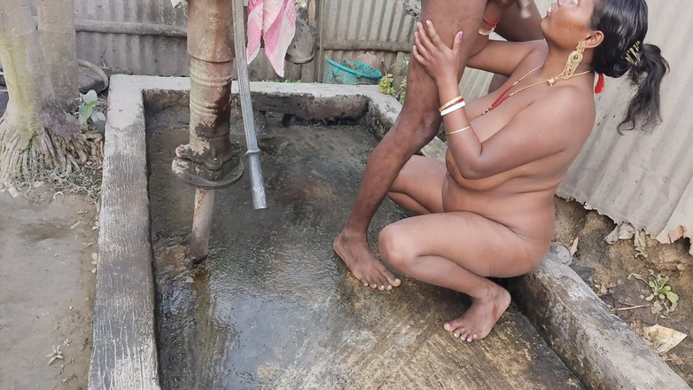 Sexydeb: Bhabhi Ki Chudai Karte Samay Peshab Laga