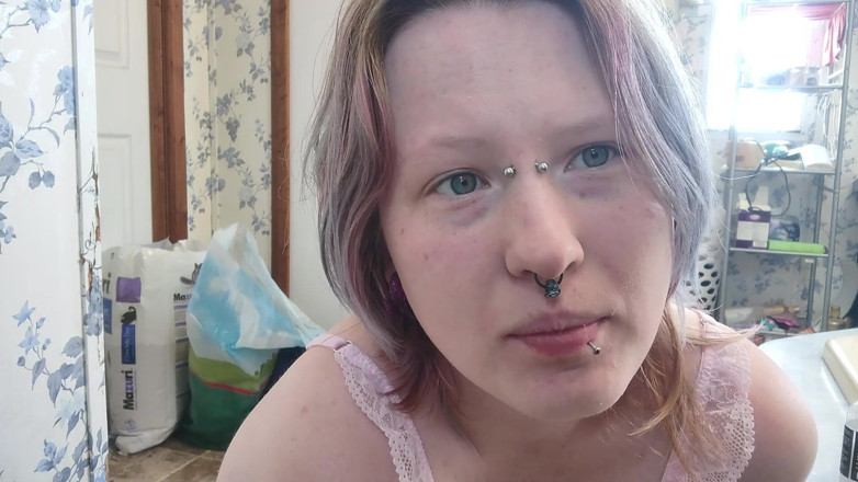 Lori Critter: Naughty Critter Doesn't Want to Go Pee
