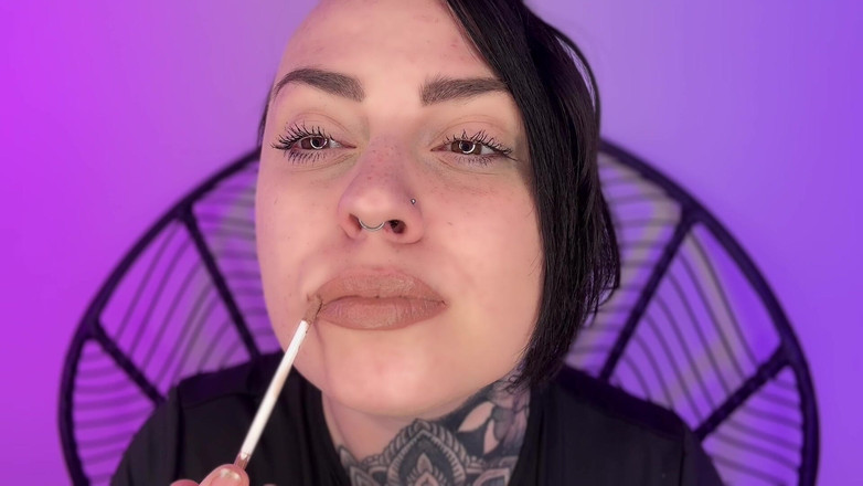 Miss Valentina: Kult lipgloss