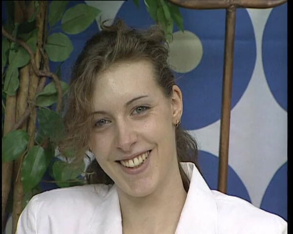 YOUR FIRST PORN: Steffi - amatérka stříká orgasmus Des Monats
