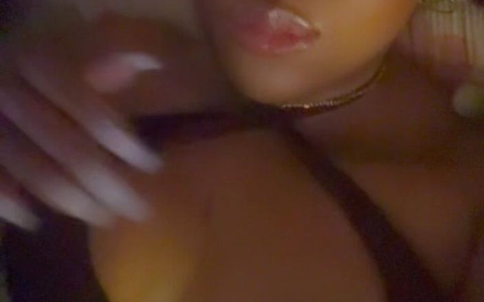 ChanteSuckumup: Sexy a svůdné škádlení tlusté bohyně! prostě křivky a lahodné