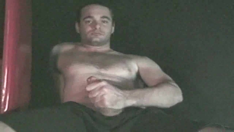 Gaybareback: Bu adam otomatik kendini emmeyi seviyor