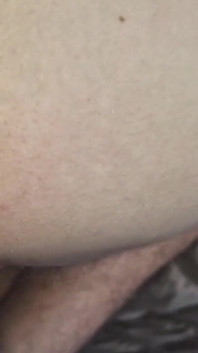 Een Tengere Twink Is Bedekt Met Sperma Van De Dikke Pik Van Haar Vader, Recht Op Haar Mooie Gladde Kont!