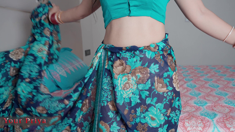 Your Priya: Desi Hot Bhabhi palcowania i wibrator dla Devar Ji w...