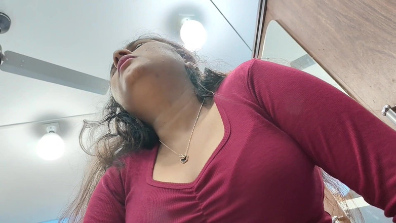 Vaishnavysharunraj: Memek gadis malayali dijilat sama pacar mallunya