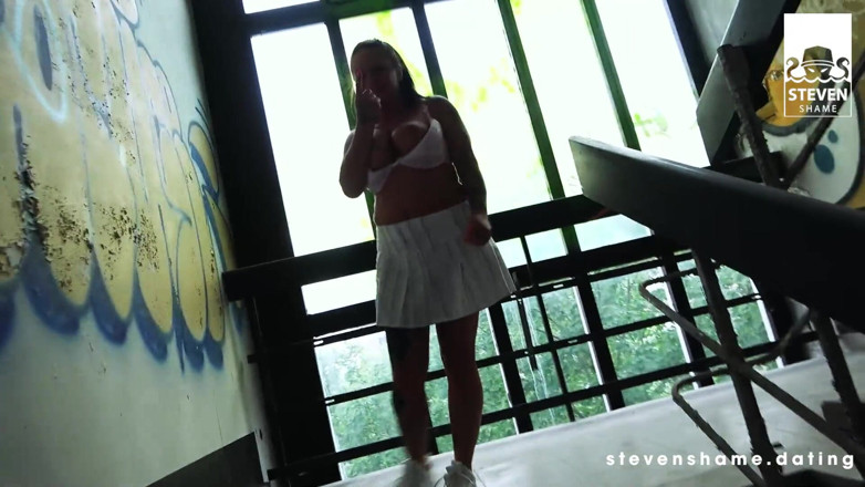 Steven Shame: Adrienne Kiss: Niegrzeczna milf ostro zerżnięta! StevenShame.dating