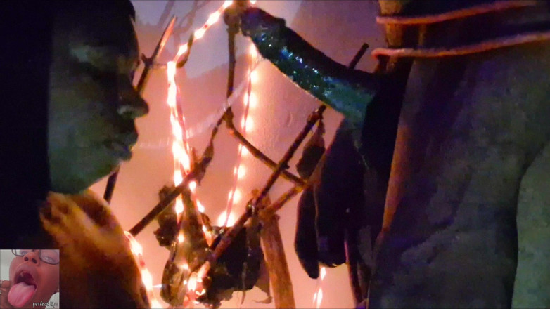 Pperfect lips: Halloween Special *it Gets Very Sloppy*