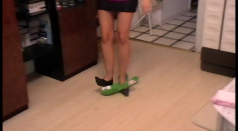 Foot Girls: Crushing a Doll