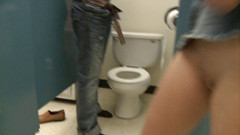 CBD Media: Remaja blonde comel dengan pepek ketat dikongkek di tempat yang...