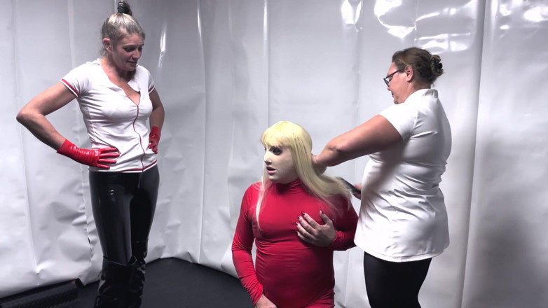 Mistress April: Dominatrix Mistress April, transformace v děvku