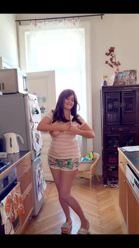 Big Titty Kitchen Flash Housewife Gone Wild!