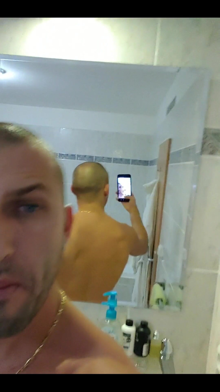 Boy jerking off: Shower Time