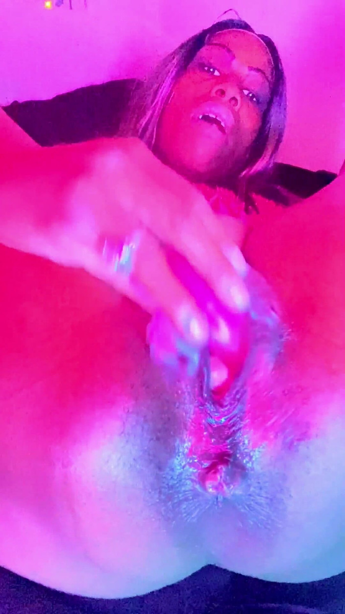 Perswayzion Xstacy: Nó Có Bật Bạn Không