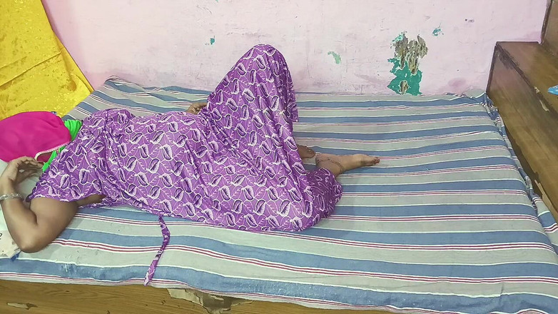 Priyabhabhi2011: 인도 핫한 바비 섹스