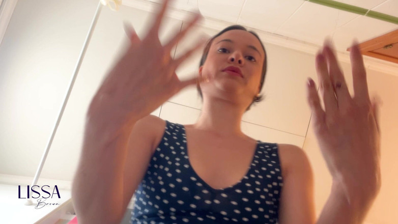 Lissa Brown: POV 당신은 인간의 화장실입니다