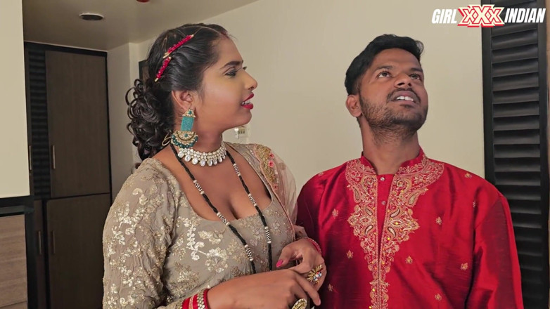 NeonxOTT: Cuplu dur desi sex în dormitor, futai toată noaptea